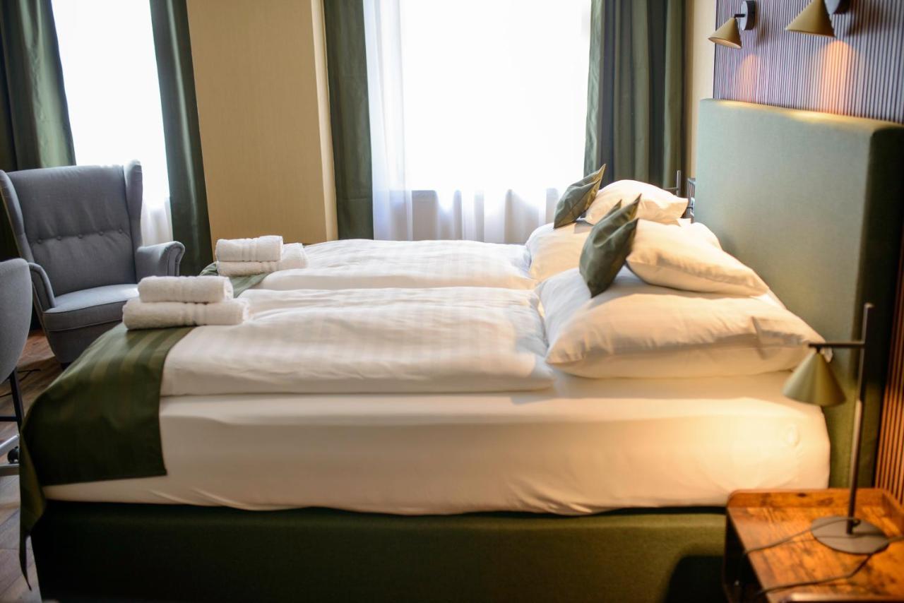 Stadthotel Koenig Albert 치타우 외부 사진