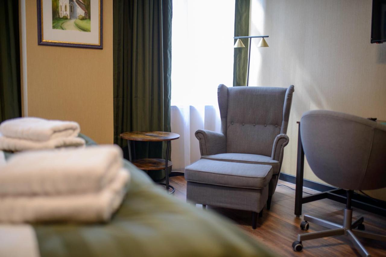 Stadthotel Koenig Albert 치타우 외부 사진