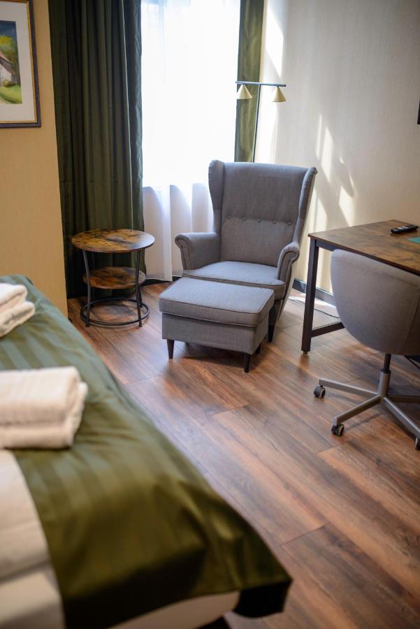 Stadthotel Koenig Albert 치타우 외부 사진