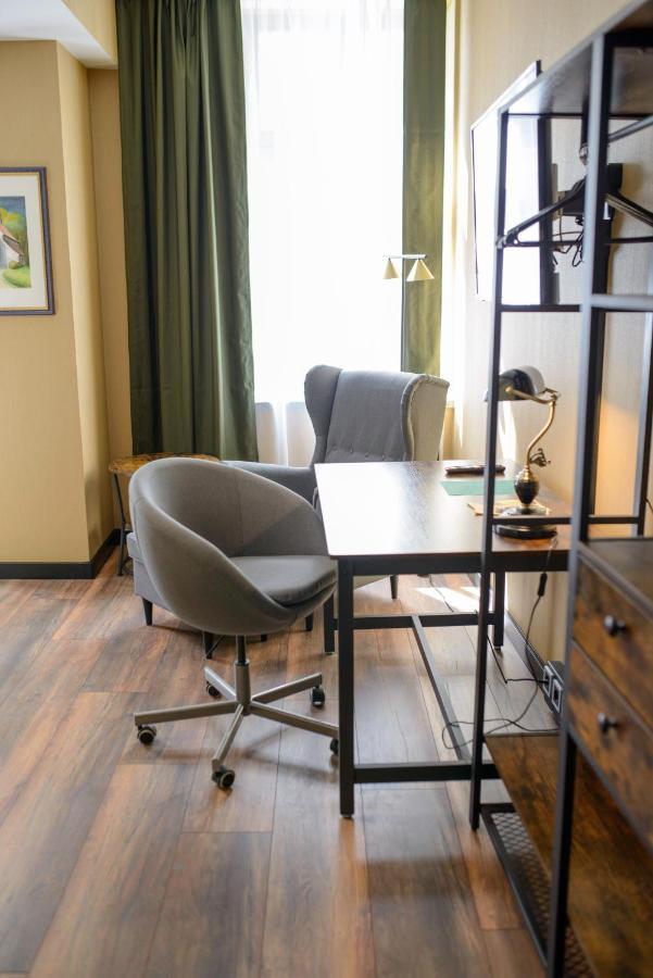 Stadthotel Koenig Albert 치타우 외부 사진